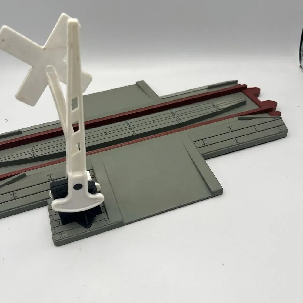 1988 Playskool Express Train Track Road Crossing Replacement Part Rerailer